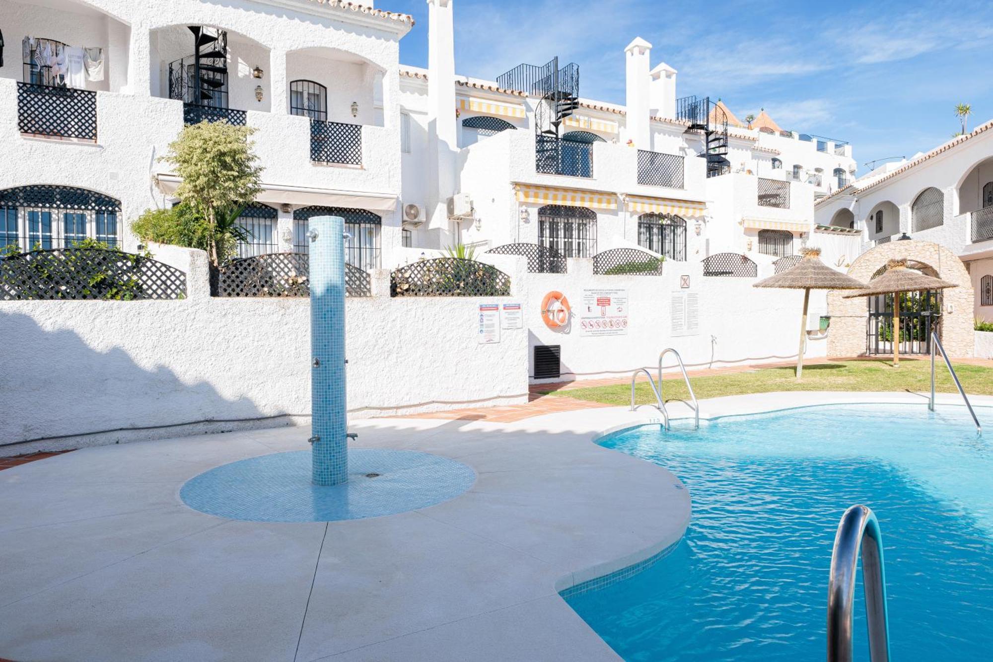 Cosy apartment in Verano Azul Nerja Buitenkant foto